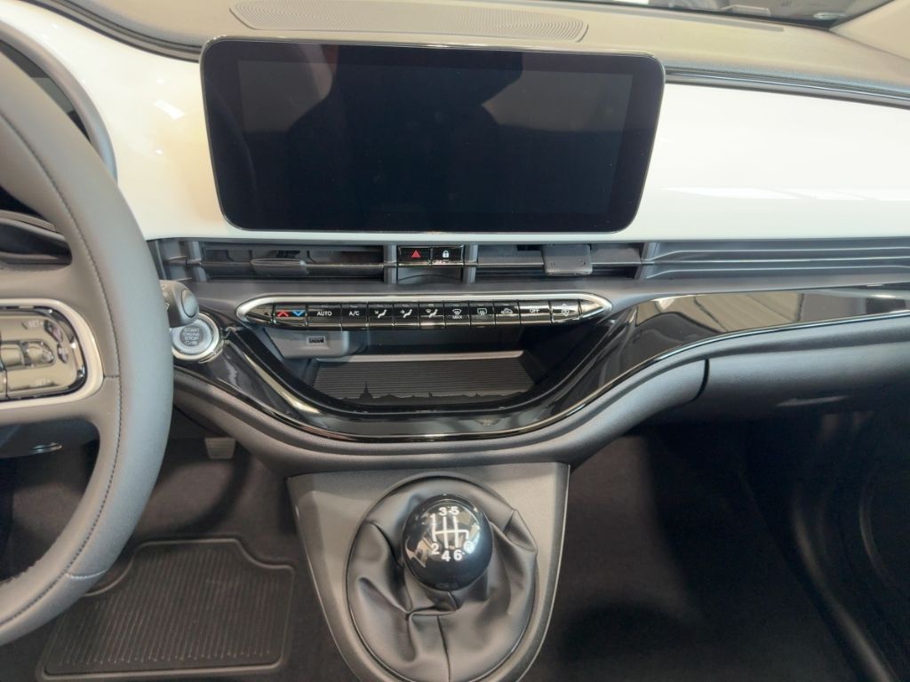 Fahrzeugabbildung Fiat 500 1.0 Icon Hybrid Cabrio,K-Paket, LMF, PDC, Rü