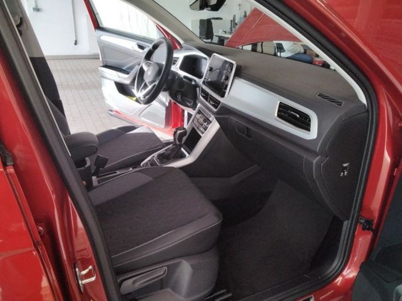 Volkswagen T-Roc - Bild 7