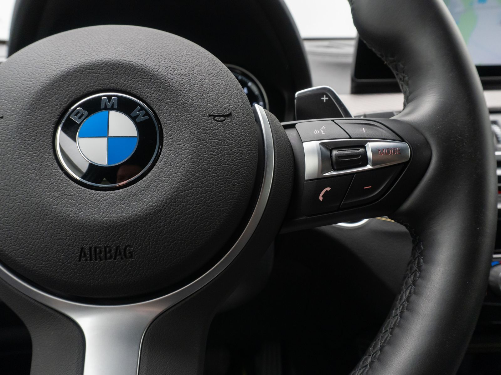 Fahrzeugabbildung BMW X2 xD20d M Sport Navi+ Alarm DAB HUD H/K 19Zoll