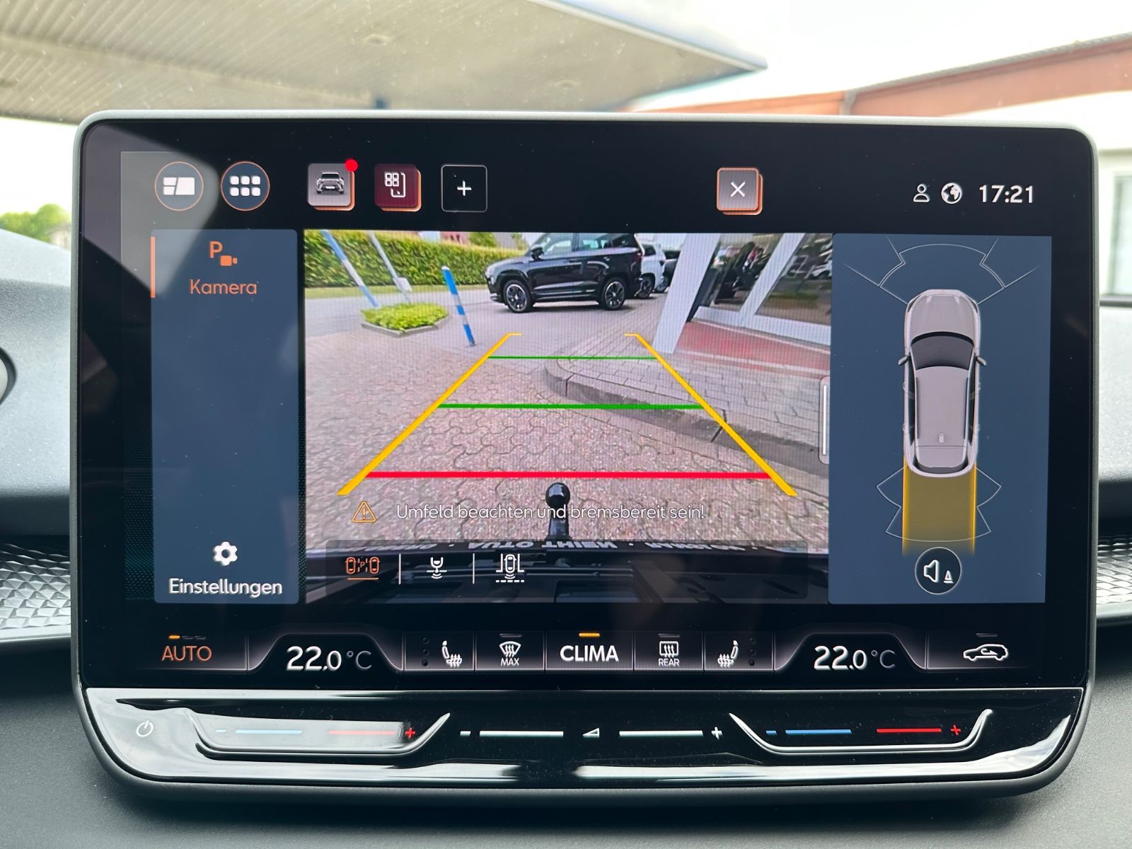 Fahrzeugabbildung CUPRA Terramar 1.5 eTSI DSG AHK/Navi/LED/ACC/SHZG