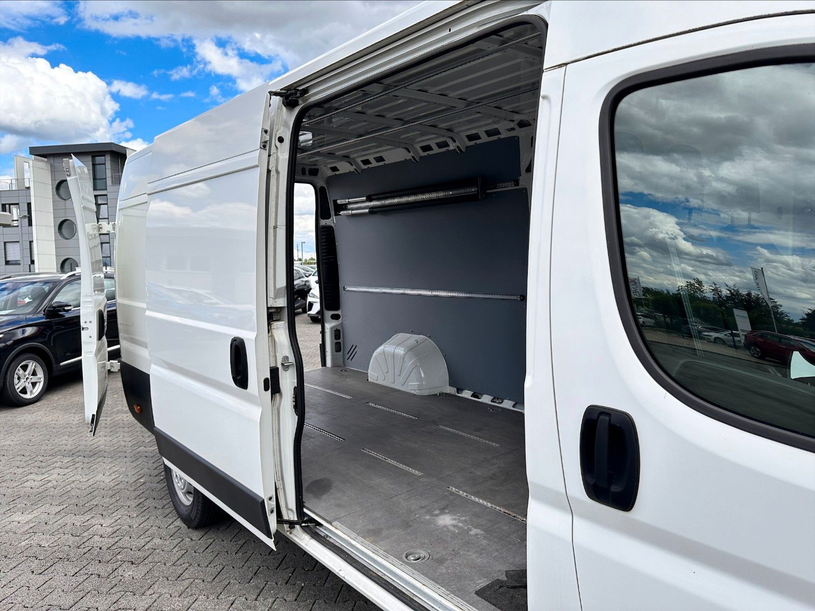Fahrzeugabbildung Citroën Jumper  35 L4H2