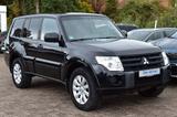 Mitsubishi Pajero 3.2 DI-D Inform 2.Hd| 7 Si.|Klimaaut.|AHK - scheckheftgepflegte Mitsubishi Pajero
