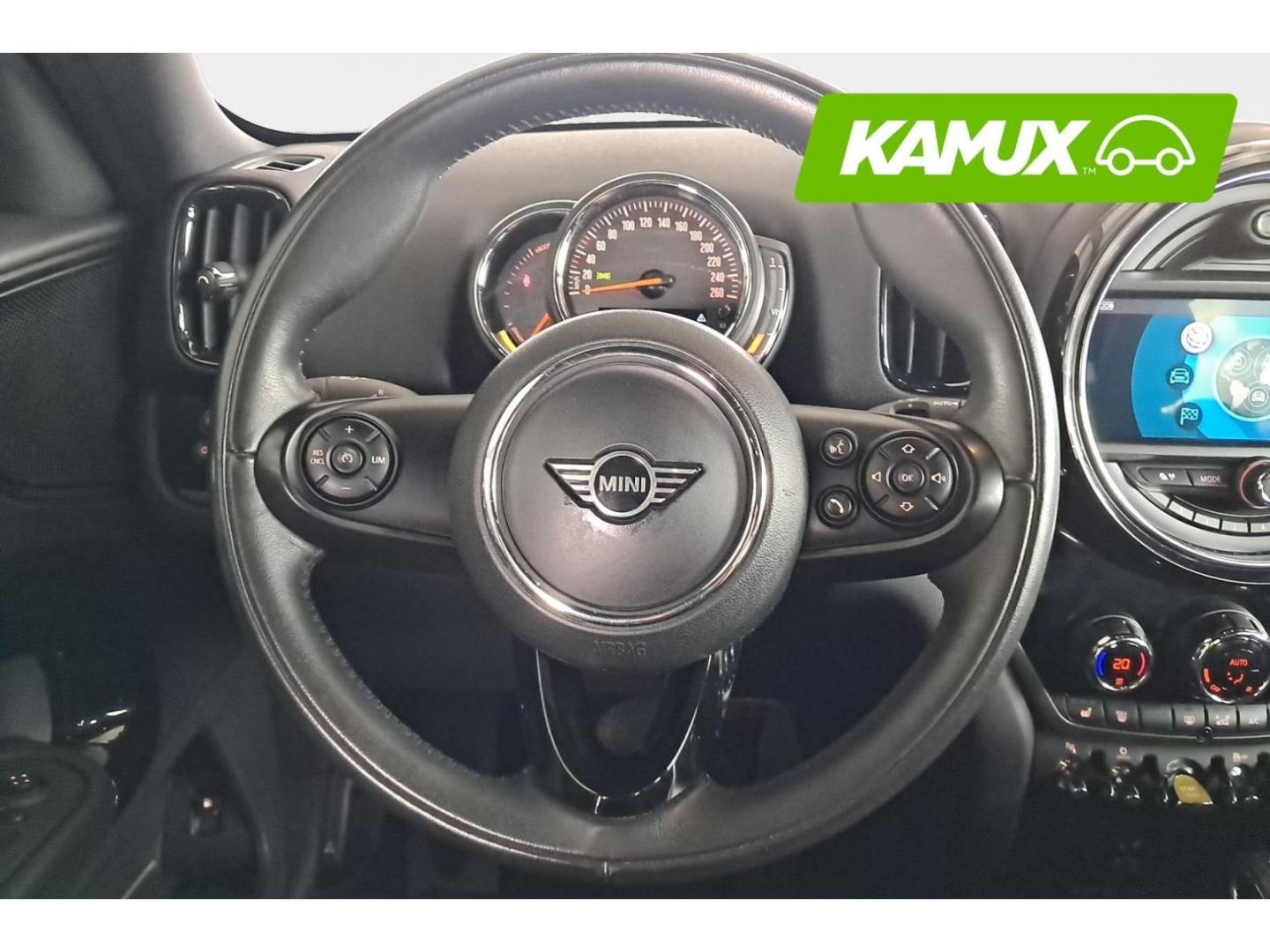 MINI Countryman SE All4 Steptronic+LED+NAVI+PDC+LEDER