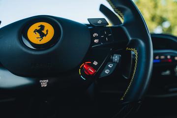 صورة مصغرة 17 لـ 2021 Ferrari SF90