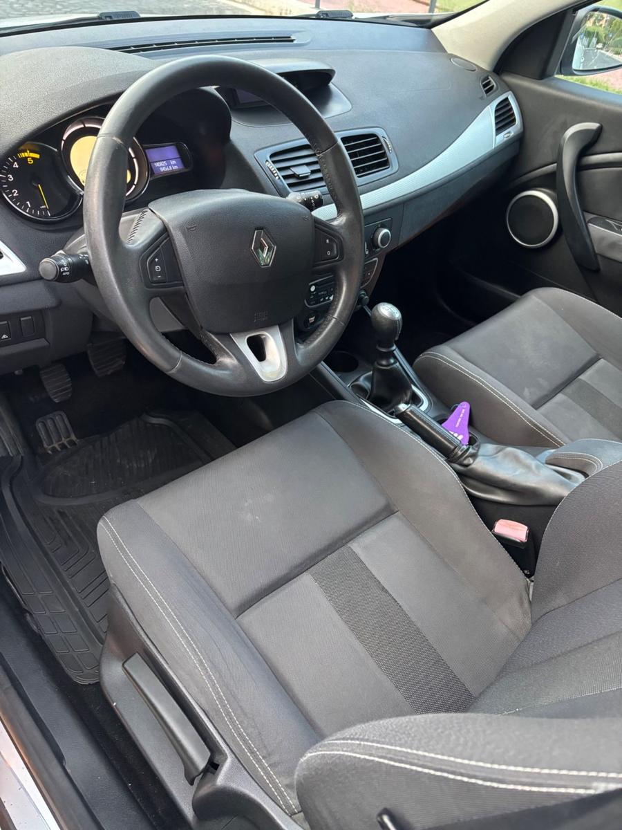 Renault Megane 2010 — photo 6