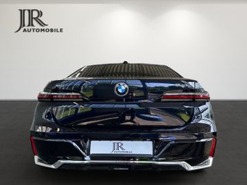 BMW 740 - 6