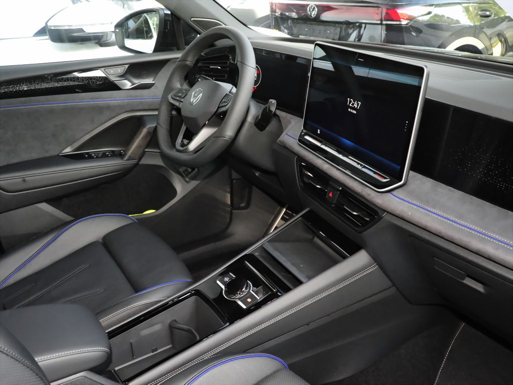 Volkswagen Tiguan R-Line 2,0 TDI SCR 4M Harman Kardon Navi imagem 2