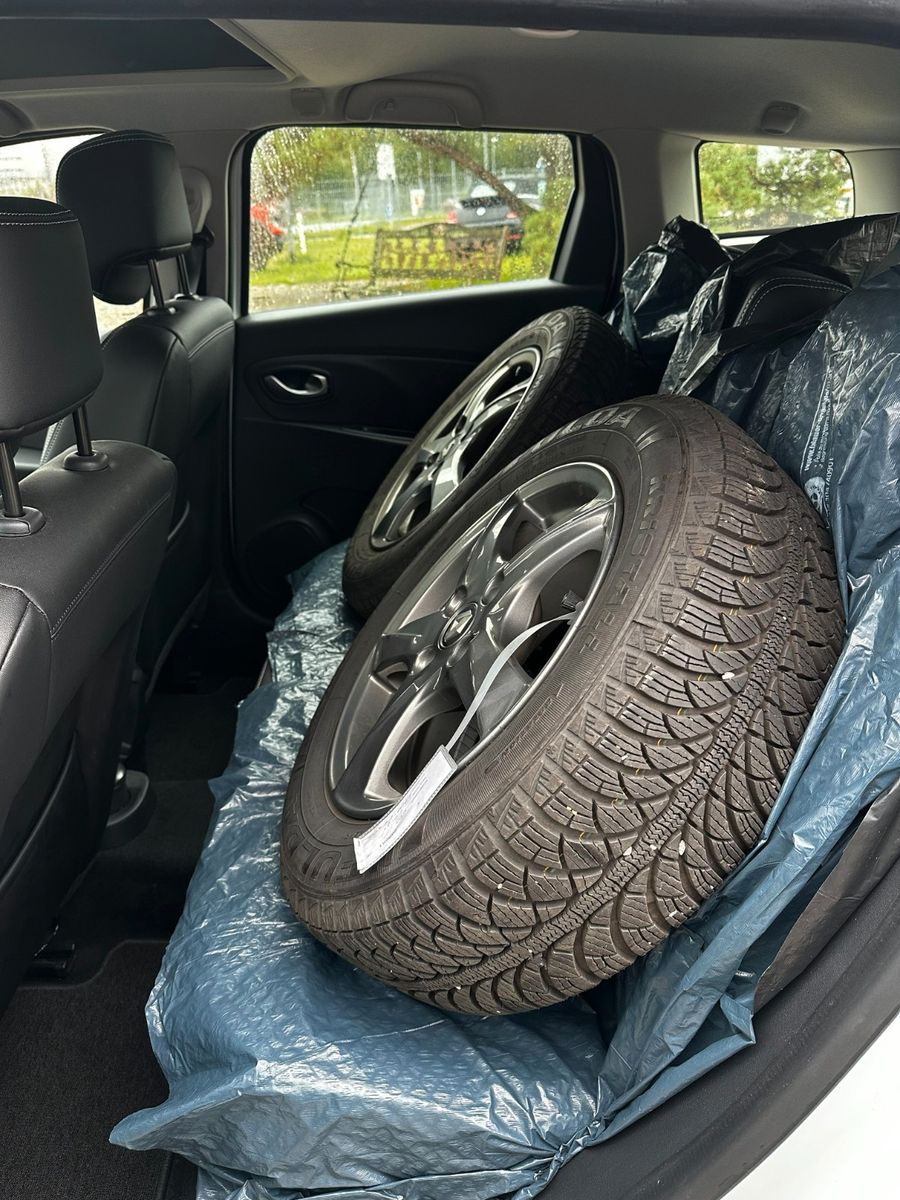 Fahrzeugabbildung Renault Clio IV Grandtour Intens