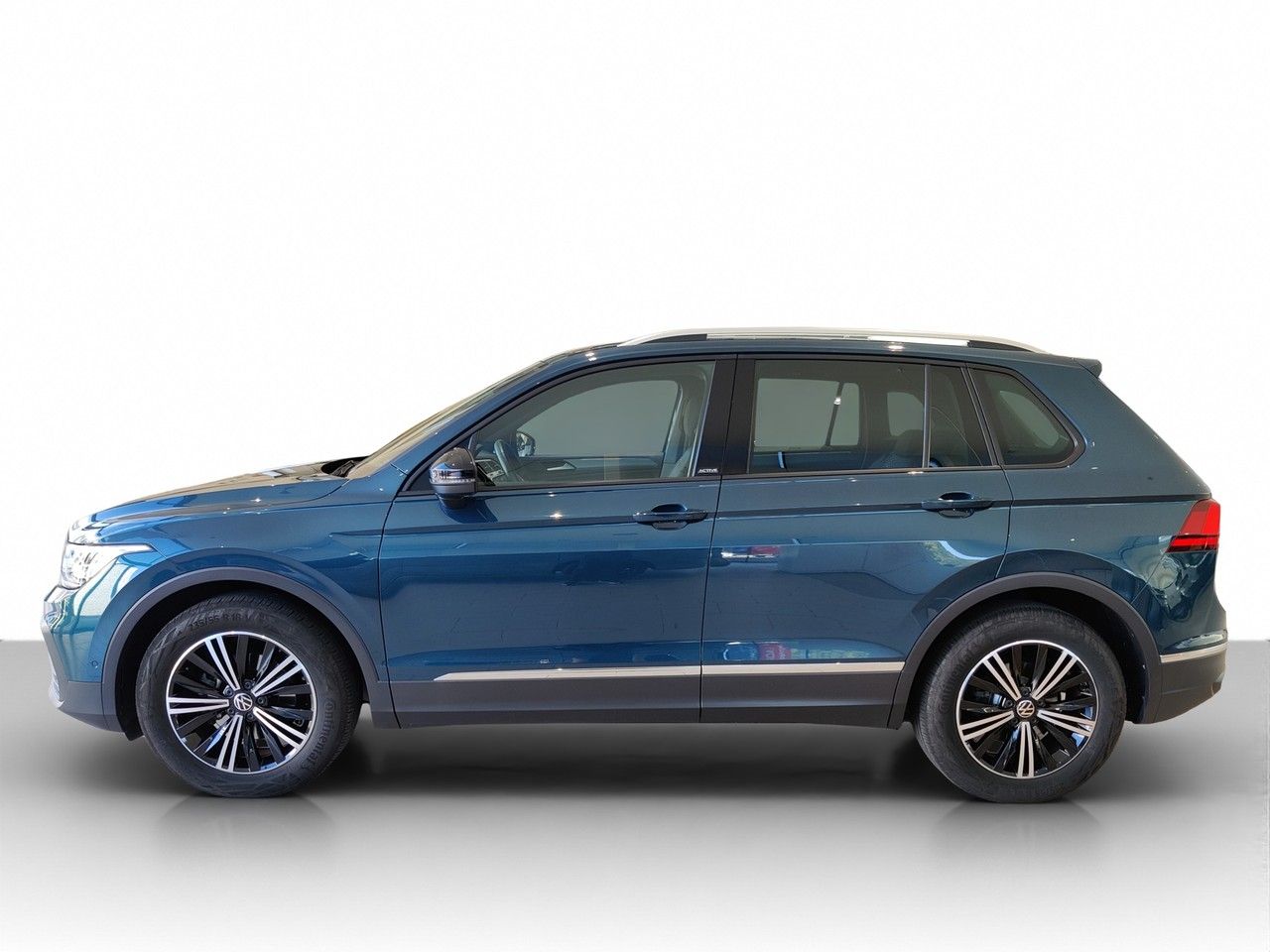 Volkswagen Tiguan 2.0 TDI DSG Active AHK LED R. Kamera foto 4