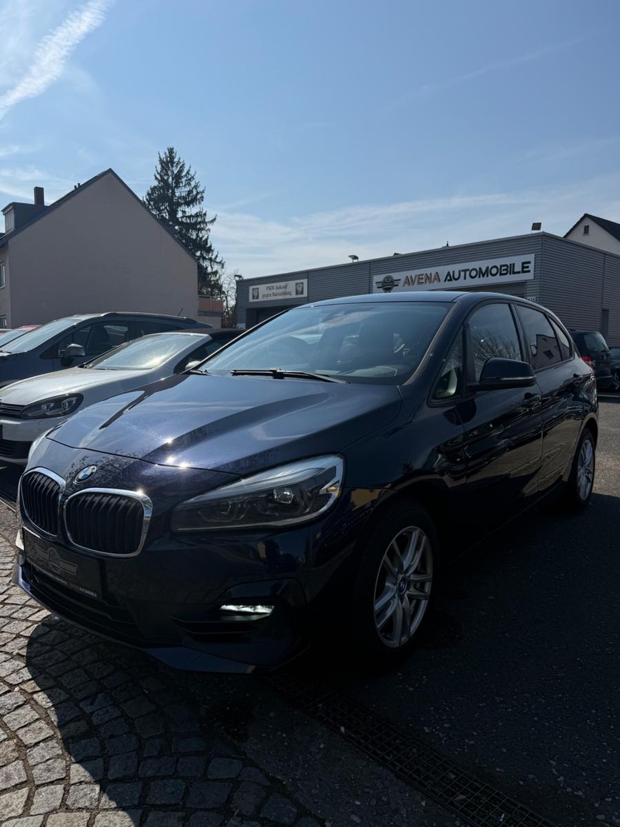 BMW 218 2 Active Tourer 218 i*Navi*Led*SHZ*PDC