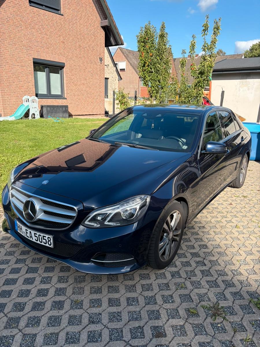 Mercedes-Benz E Klasse E220 BlueTEC AVANTG. Autom. 