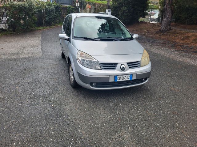 Renault Scenic Grand Scénic 1.9 dCi Luxe Dynamiq