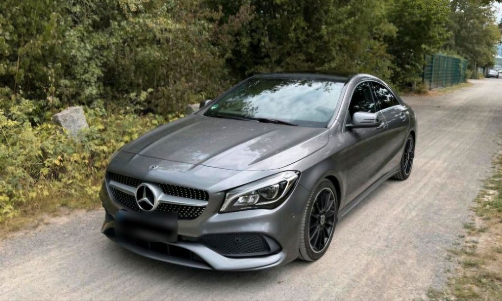 Image of Mercedes-Benz CLA 220