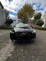 Volvo XC60 B4 R Design Geartronic R Design - gebrauchte Volvo XC60 aus dem Jahr 2021