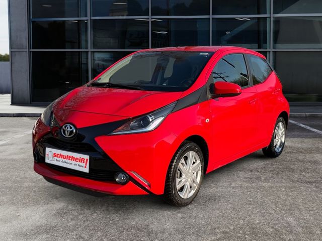 Toyota Aygo x-play touch