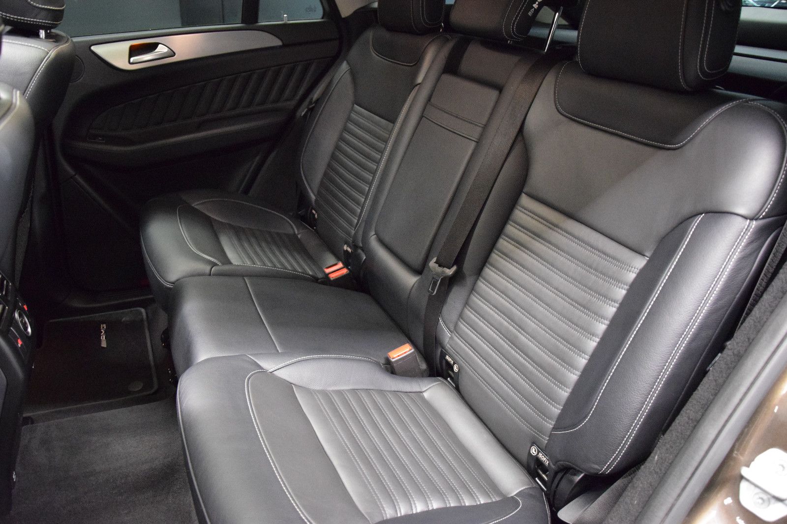Fahrzeugabbildung Mercedes-Benz GLE 350d Coupé 4Matic AMG Line Pano HuD h/k Dist