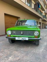 Lada 1200 - Lada Oldtimer mit Benzin-Antrieb: Limousine