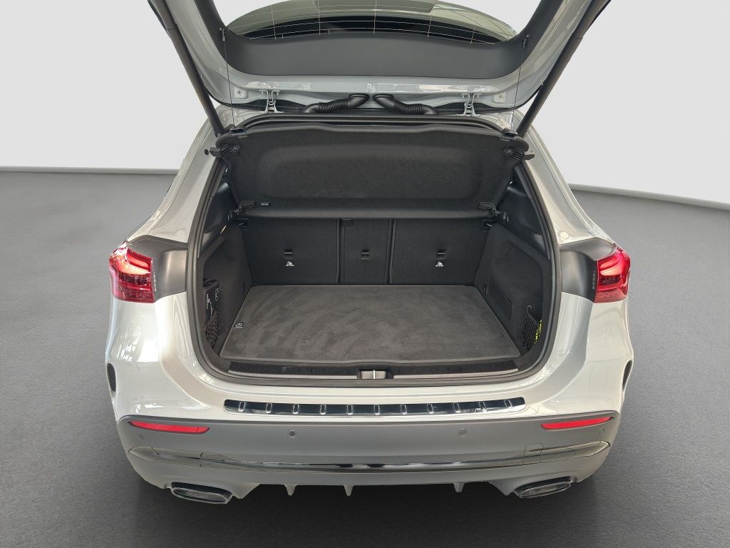 Fahrzeugabbildung Mercedes-Benz GLA 200 AMG Line*NightPaket*MULTIBEAM LED*Kamera