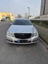 Mercedes-Benz Mercedes E 200 - gebrauchte Mercedes-Benz E 200 aus dem Jahr 2009