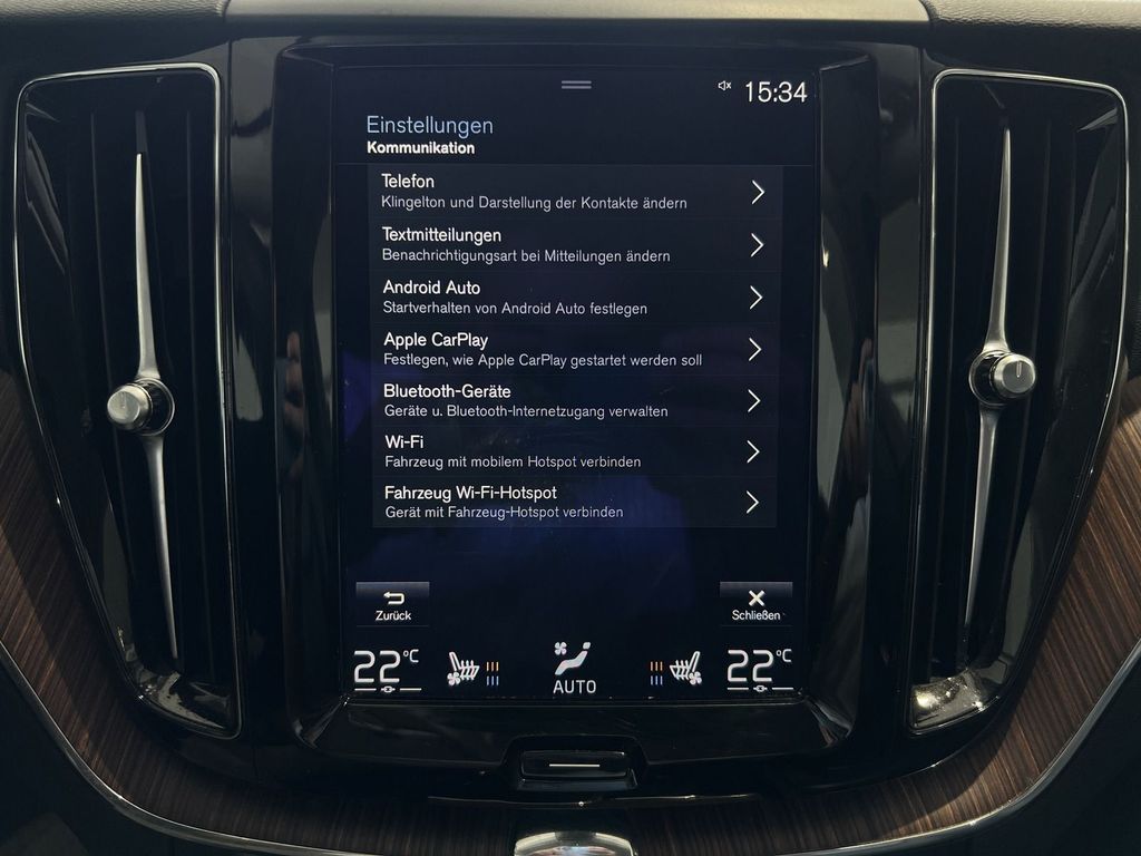 Volvo XC60 D5 Inscription AWD B&W Massage Pano Kamera