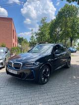 BMW iX3 Impressive*Panora*Head*360°*Laser*AHK*Kardon - BMW iX3 mit Elektro-Antrieb