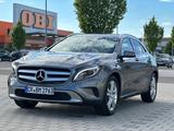 Mercedes-Benz GLA 250 4M Urban AUTOM*NAVİ*LEDER*XENON*MTL*CAM - Mercedes-Benz GLA 250: Privatanbieter
