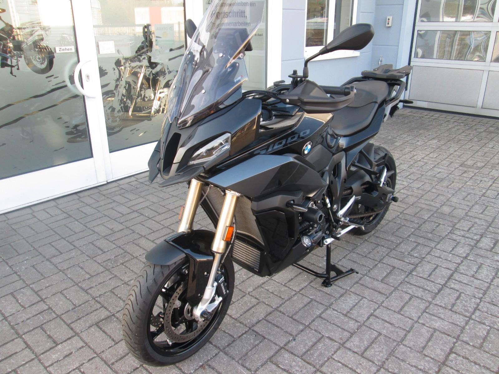 BMW S 1000 XR / Triple Black / Kurvenlicht / LED