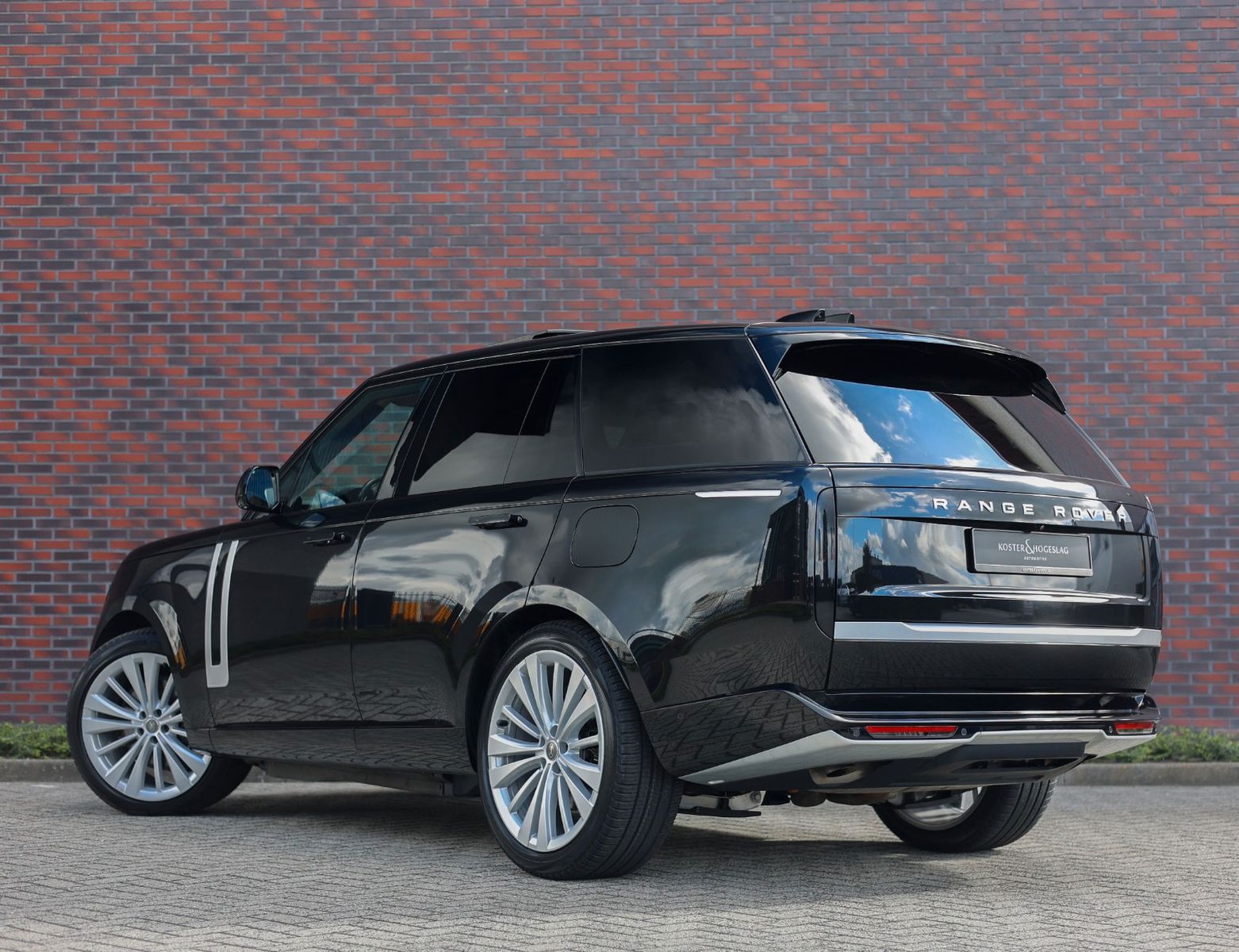 Land Rover Range Rover P550e Autobiography imagem 2