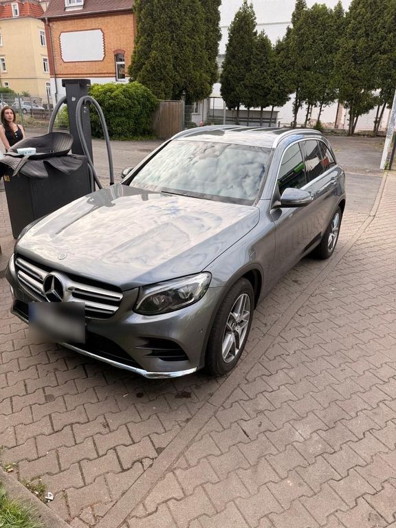 Image of Mercedes-Benz GLC 250