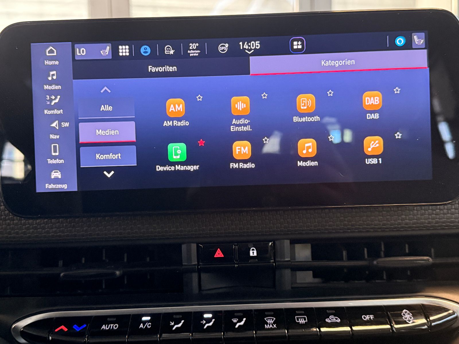 Fahrzeugabbildung Fiat 500e/ 3+1 /LA PRIMA/APPLE/NAVI/KAMERA/LED/LEDER