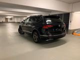 Volkswagen Tiguan Allspace R-Line 2.0 TDI  - VW Tiguan Allspace Gebrauchtwagen in Frankfurt