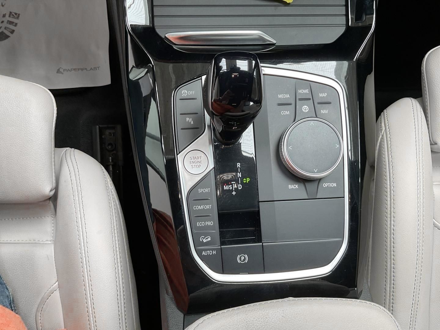 BMW X3 XDRIVE30I Sportpaket Navi Leder Digitales Coc foto 13