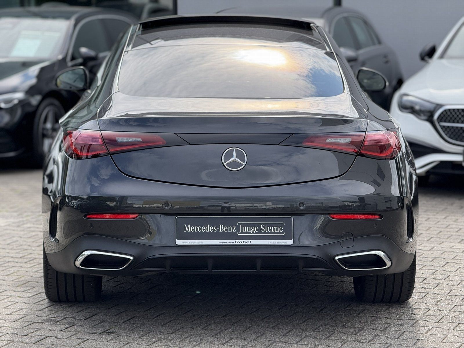 Fahrzeugabbildung Mercedes-Benz CLE 300 AMG*HEAD-UP*BURMESTER*PANO*20"ZOLL*MEMOR