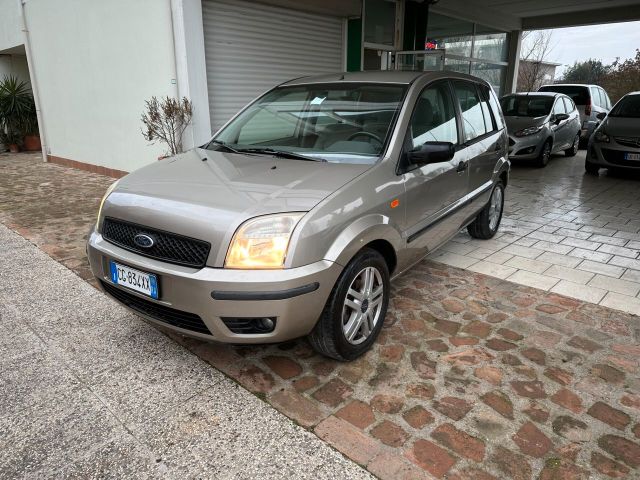 Ford Fusion 1.4 NEOPATENTATI (12 RATE)