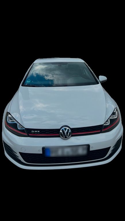 Image of Volkswagen Golf