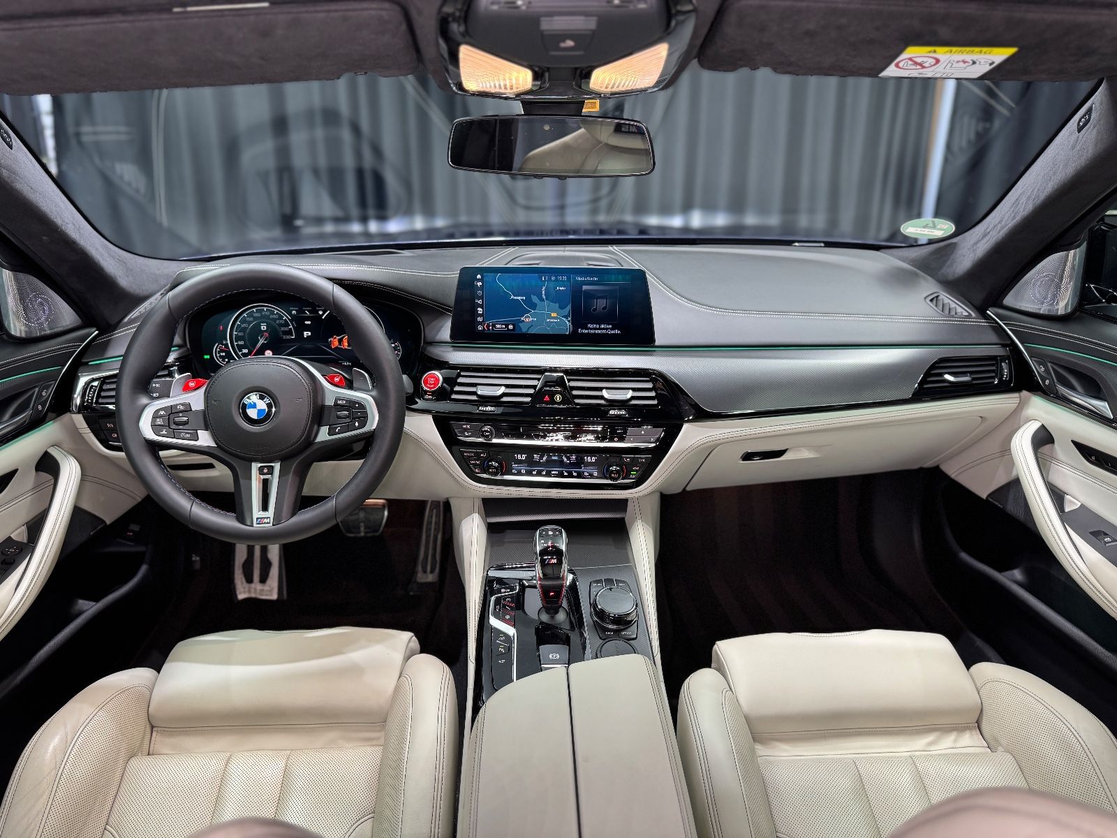 Fahrzeugabbildung BMW M5 LIM|BOWERS|TV|KERAMIK|INDIVIDUAL|VOLL