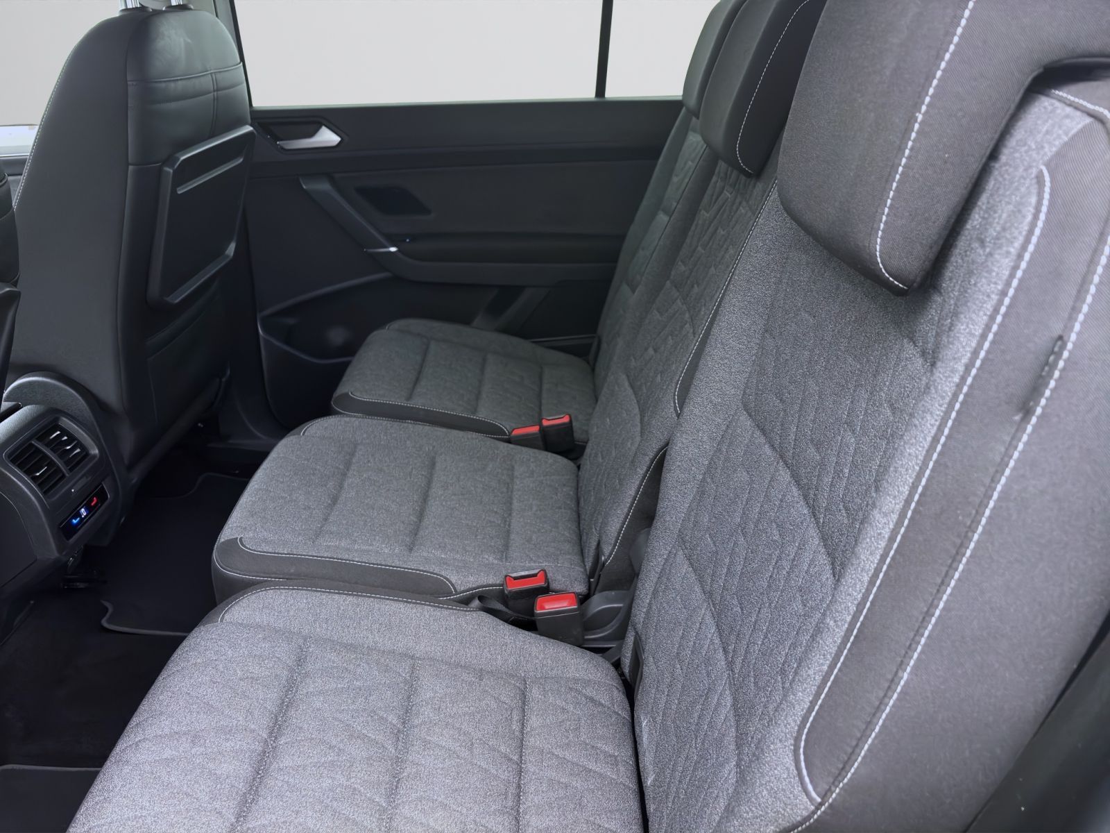 Volkswagen Touran - Bild 16