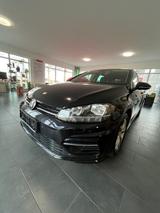 Volkswagen Golf VII Lim. Comfortline R-Line Style Navi/PDC/ - Volkswagen Golf: Vi Style