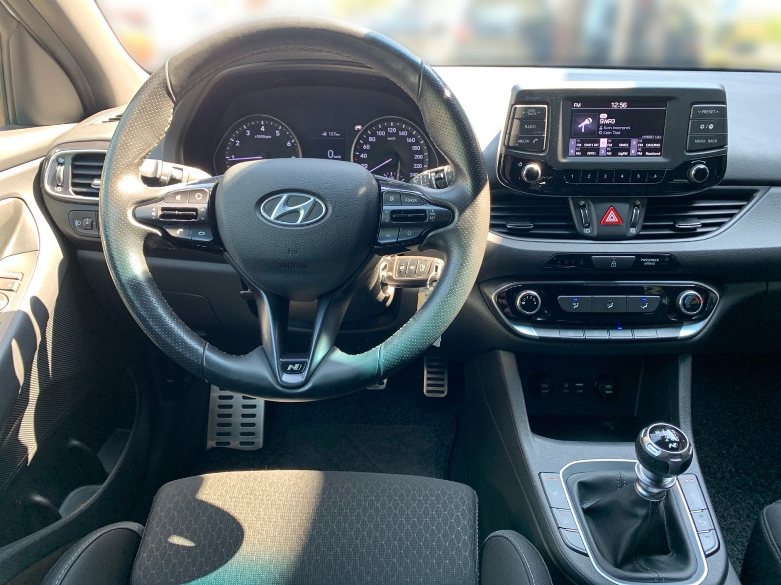 Fahrzeugabbildung Hyundai i30 1.4 T-GDI N-Line Sitzheizung PDC