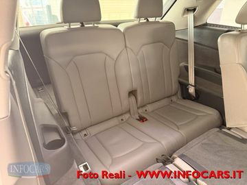 Audi Q7 - 9