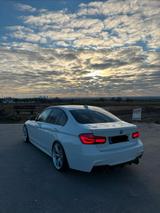 BMW 325d F30 M-Paket | 224 PS | Panorama |... - BMW 325 in Wiesbaden