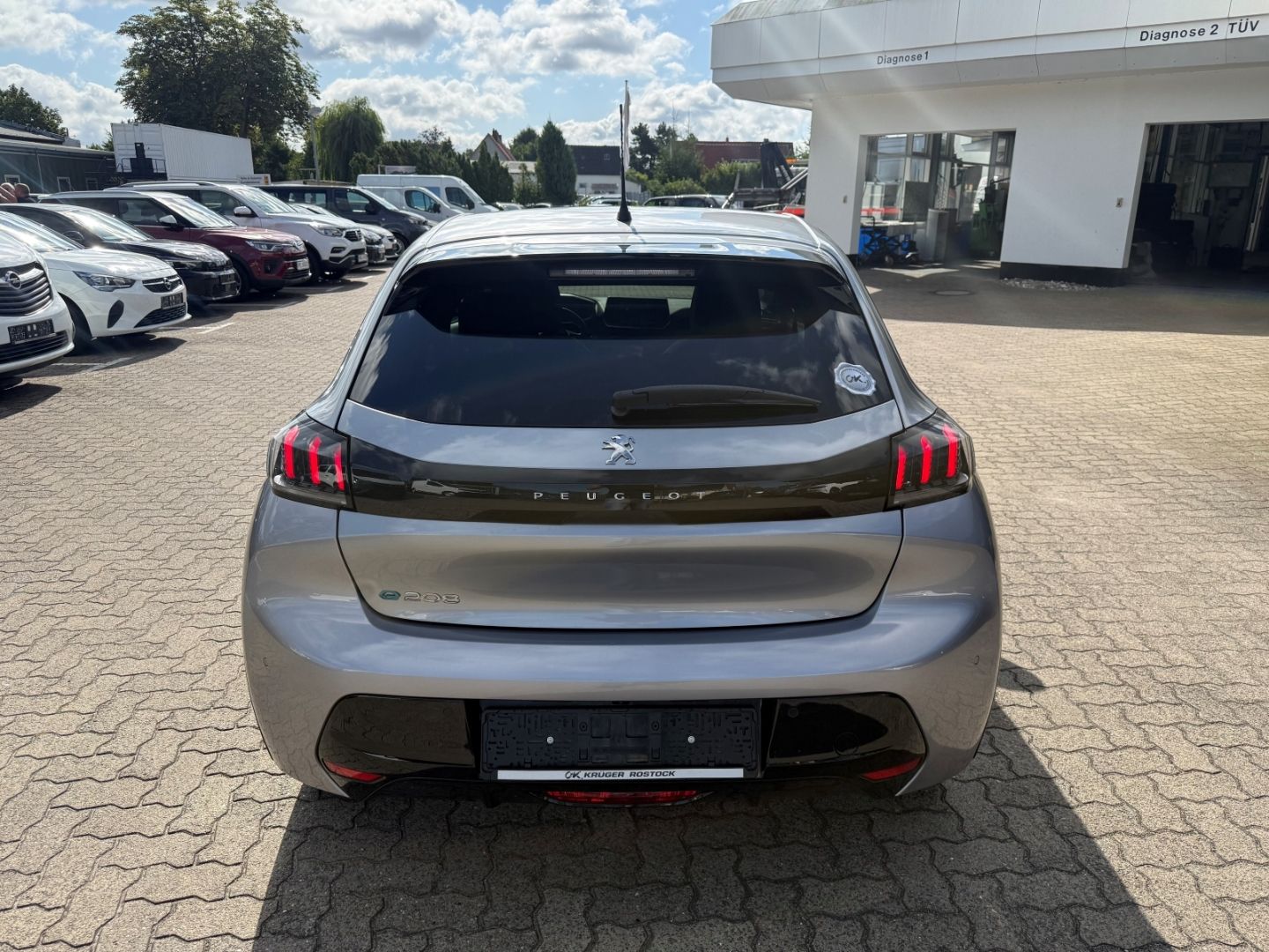 Fahrzeugabbildung Peugeot 208 -e Allure Pack SHZ+Kamera+11KW Schnelllader