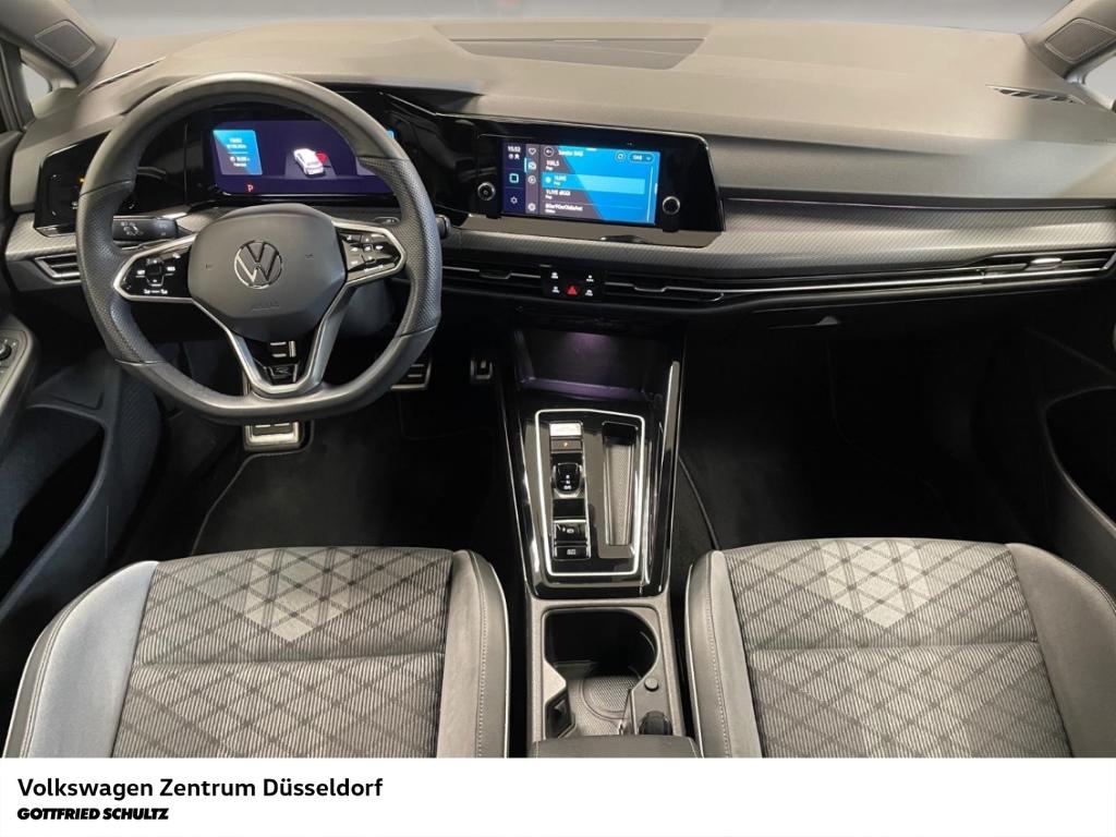 Volkswagen Golf R -Line 1.5 eTSI DSG Kamera LED Carplay