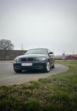 BMW 118i - - BMW 118 aus 2007: 118i