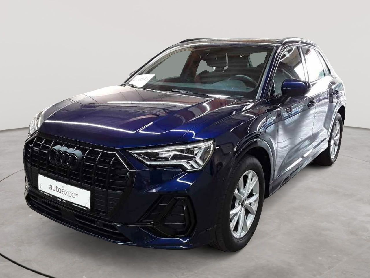 Audi Q3 35 TDI quattro S tronic S line LED imagem 2
