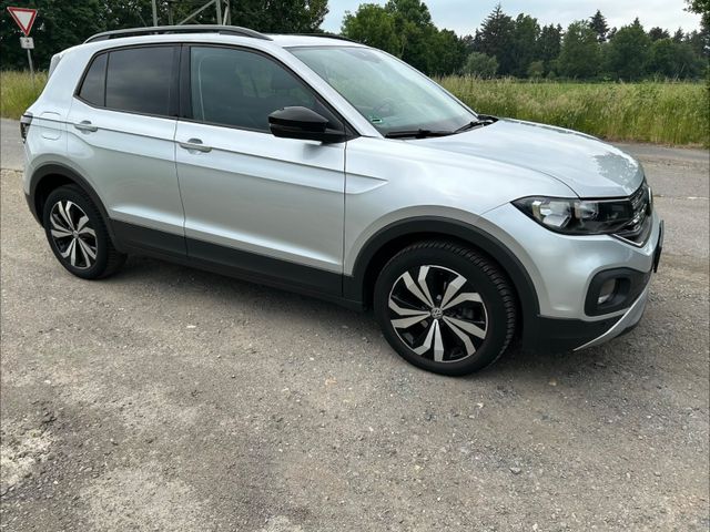 VW T-Cross 1.0 TSI OPF, Klimaautomatik, Service neu