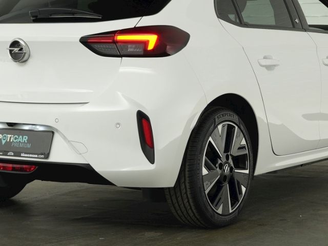Corsa-e F GS-LINE 50kWH AT+LED LICHT+NAVI+RÜCKFA