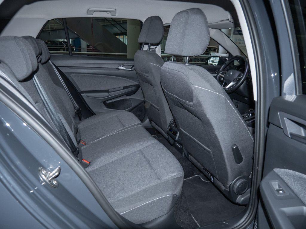 Volkswagen Golf VIII 1.0 eTSI Move LED Keyless APP Sitzhzg., миниатюра 5