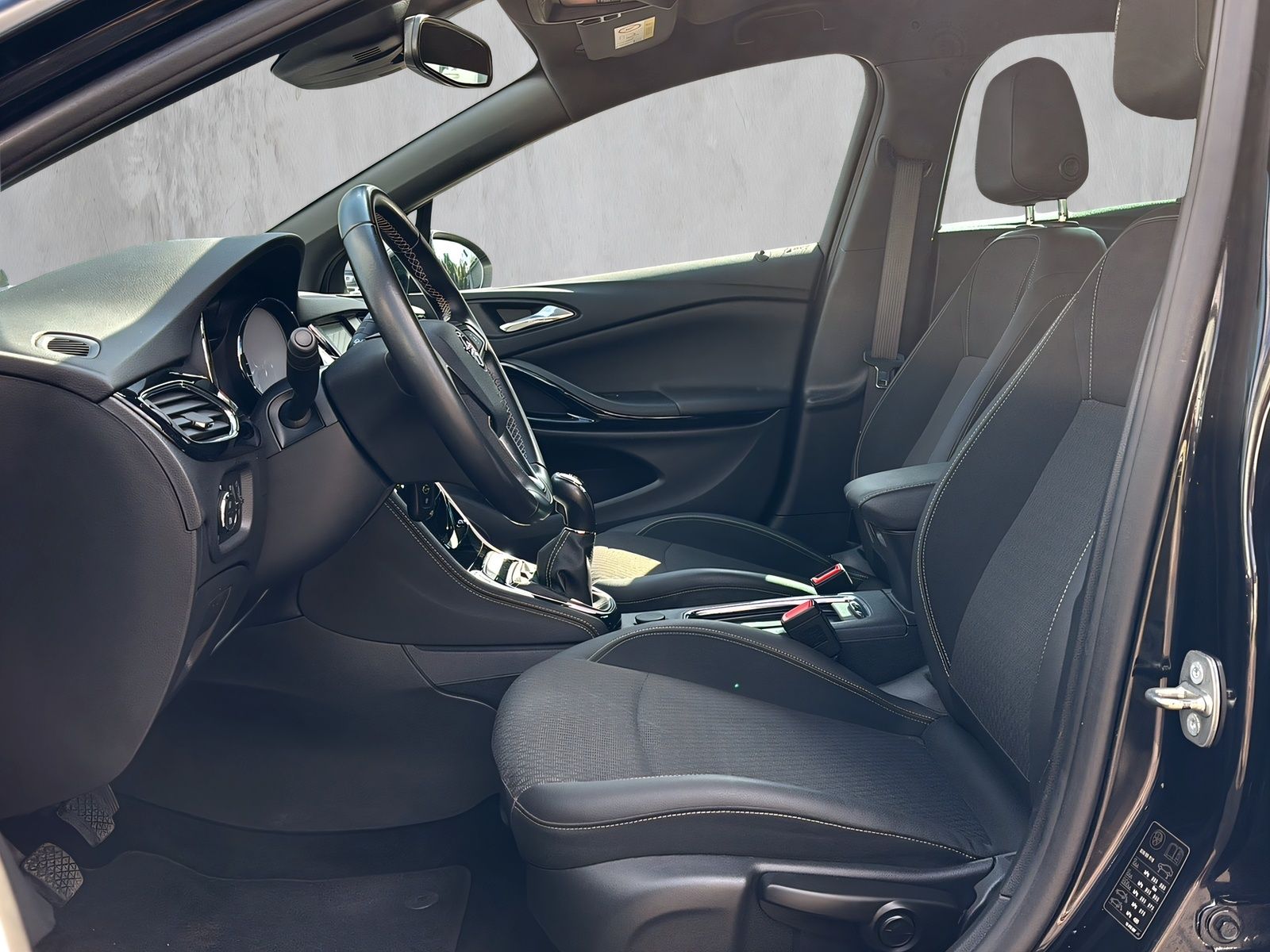 Fahrzeugabbildung Opel Astra K 1.0 ECOTEC ST INNOVATION PDC TEMPOMAT