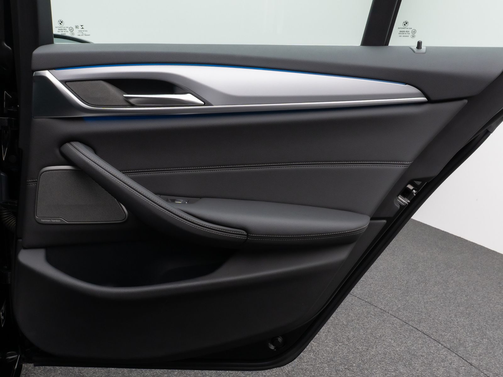 Fahrzeugabbildung BMW 530e Panorama Leder DAB H/K WLAN Stop&Go Alarm